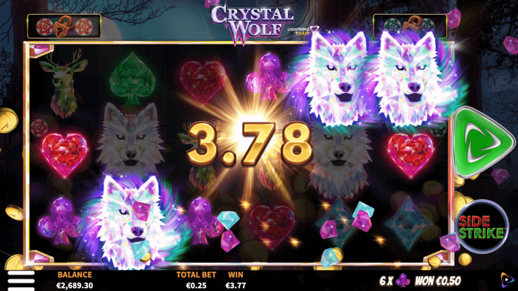 Crystal Wolf Lightning Chase slot